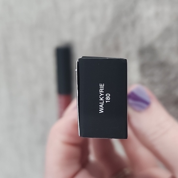 NWT Nars Powermate Lip Crayon - Walkyrie - Picture 2 of 2
